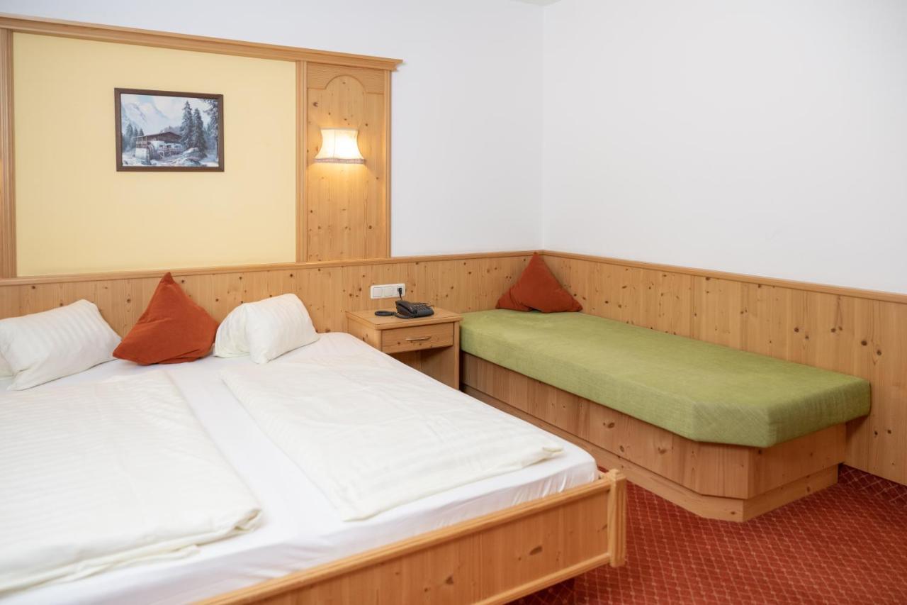 Hotel Waidachhof Кёссен Экстерьер фото