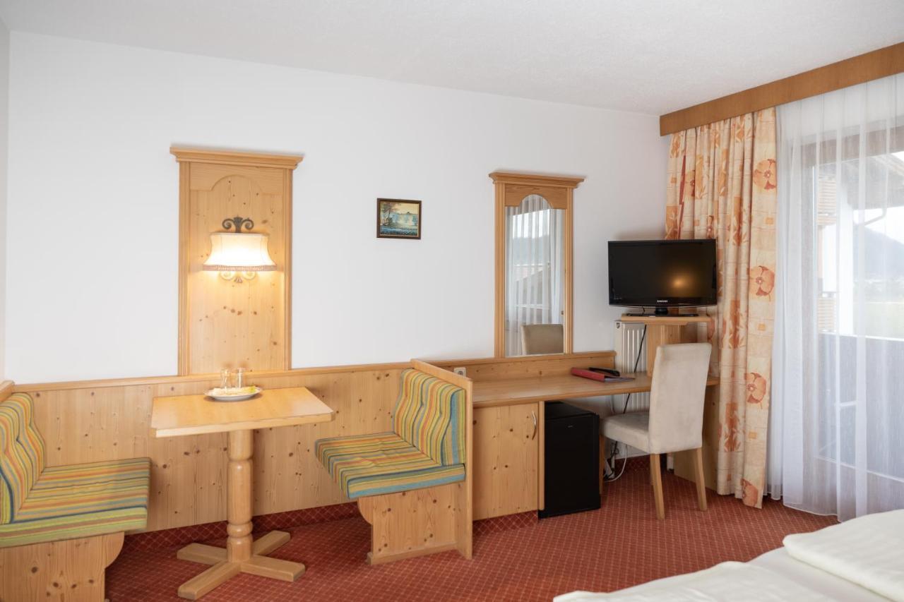 Hotel Waidachhof Кёссен Экстерьер фото