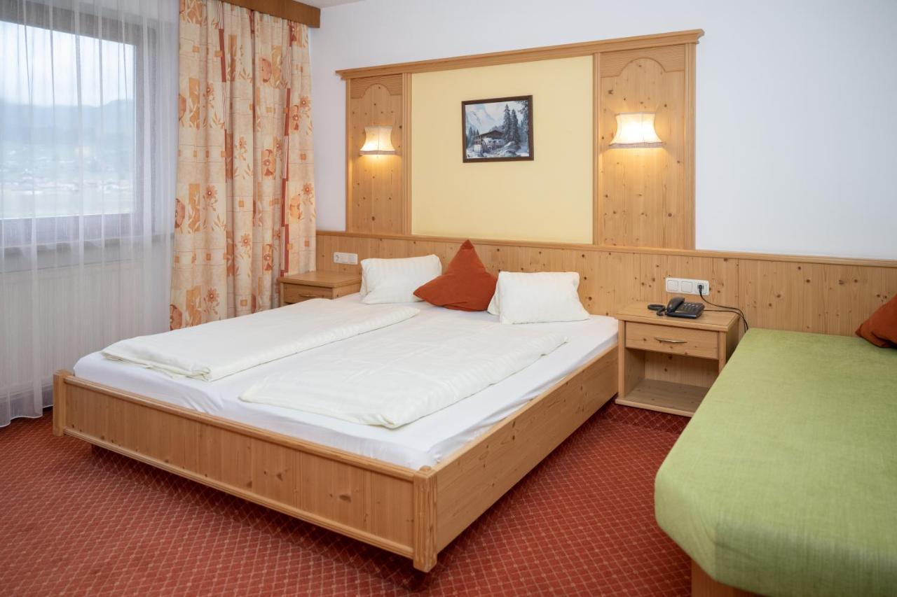 Hotel Waidachhof Кёссен Экстерьер фото